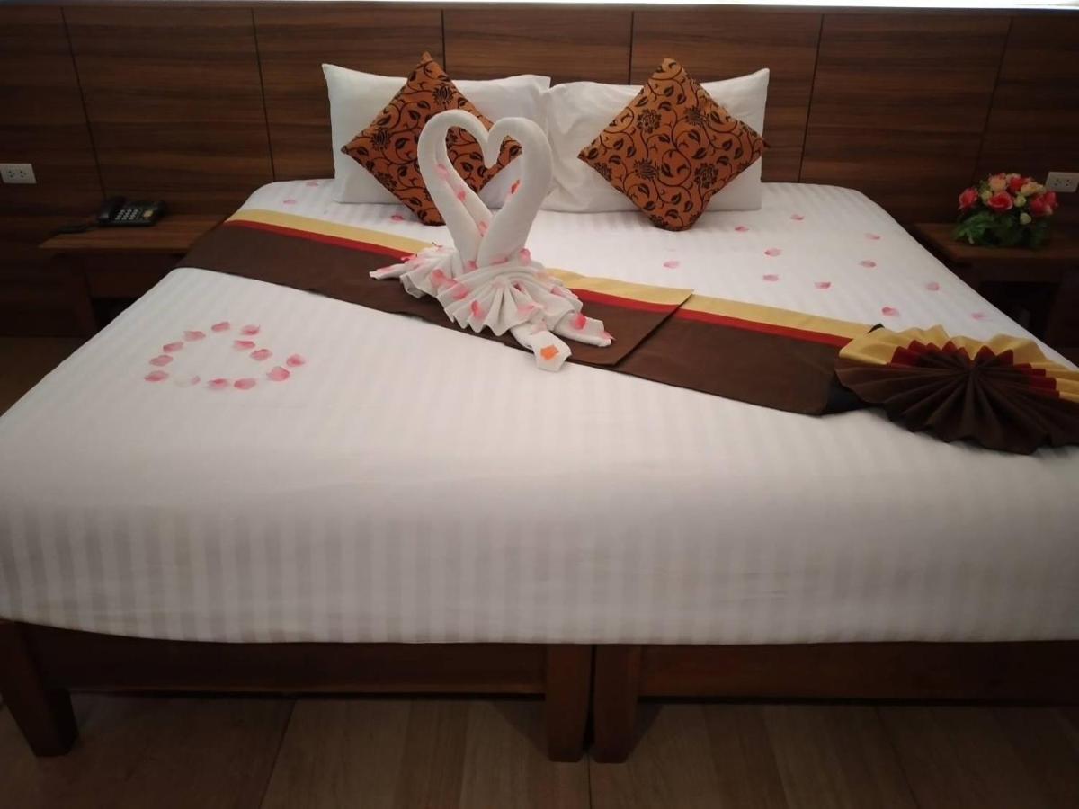 Saisawan Beach Luxury Hotel На Джомтьен Экстерьер фото