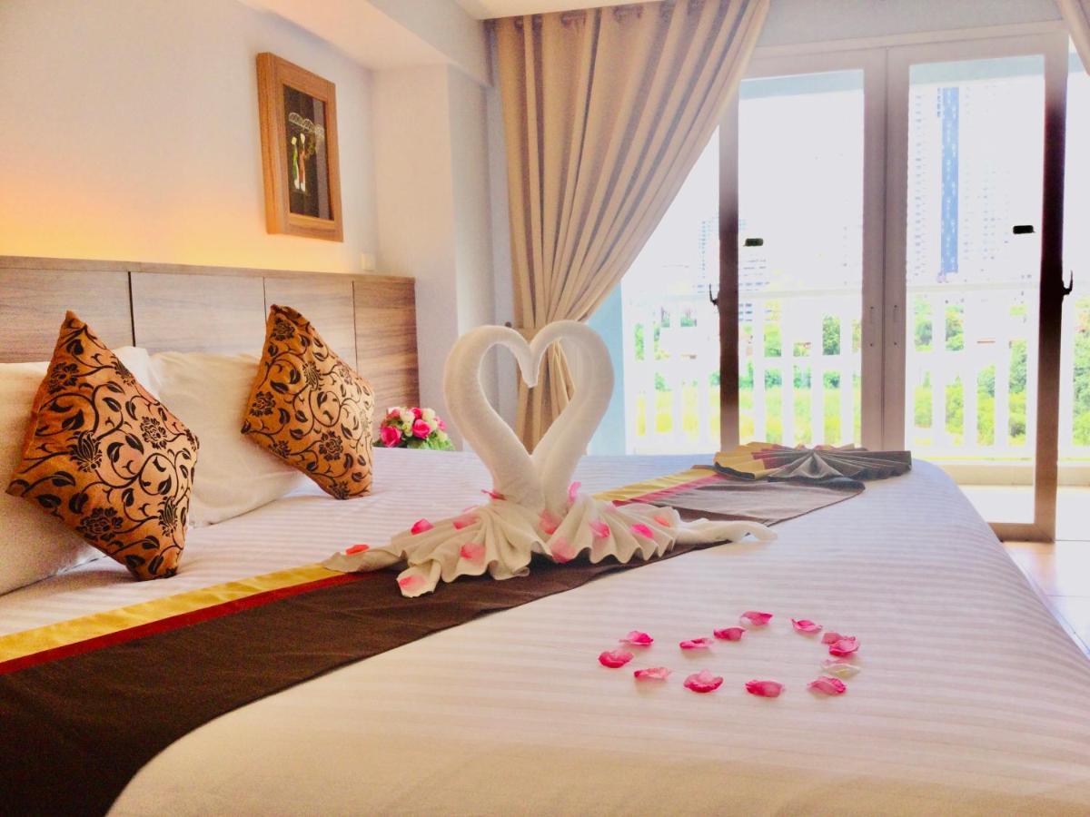 Saisawan Beach Luxury Hotel На Джомтьен Экстерьер фото